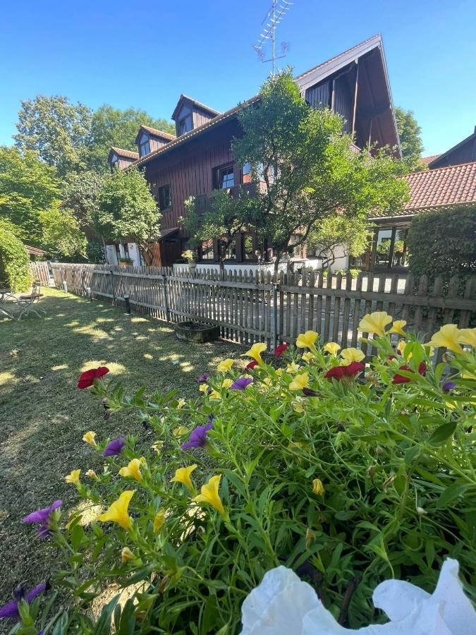 Hotel Schrenkhof Unterhaching Kültér fotó