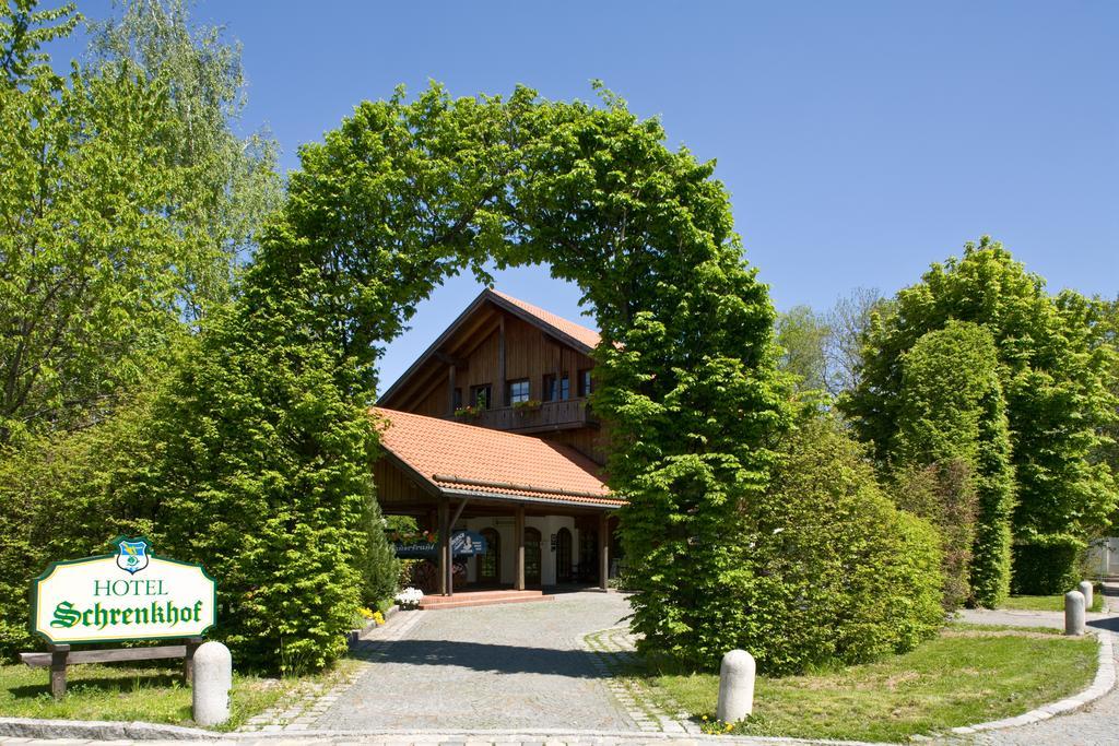 Hotel Schrenkhof Unterhaching Kültér fotó